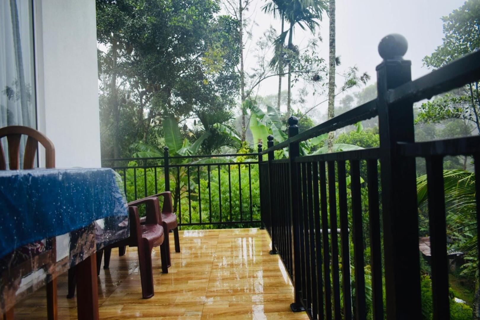 Relax Inn Ella Ngoại thất bức ảnh