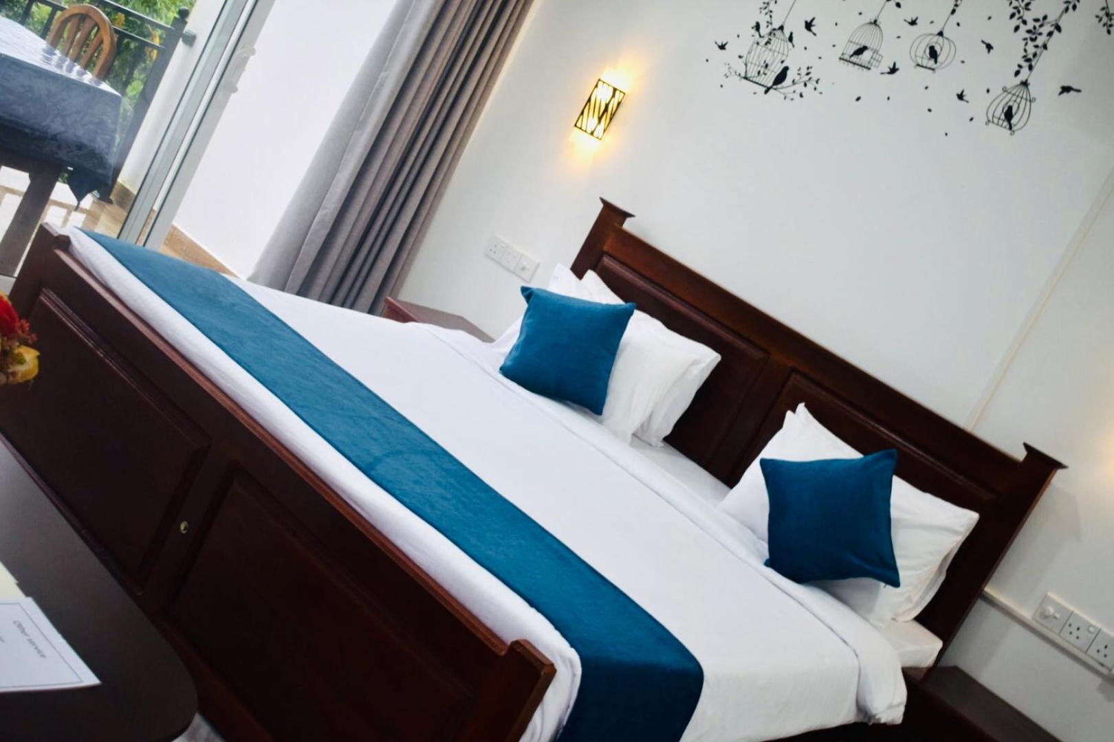Relax Inn Ella Ngoại thất bức ảnh