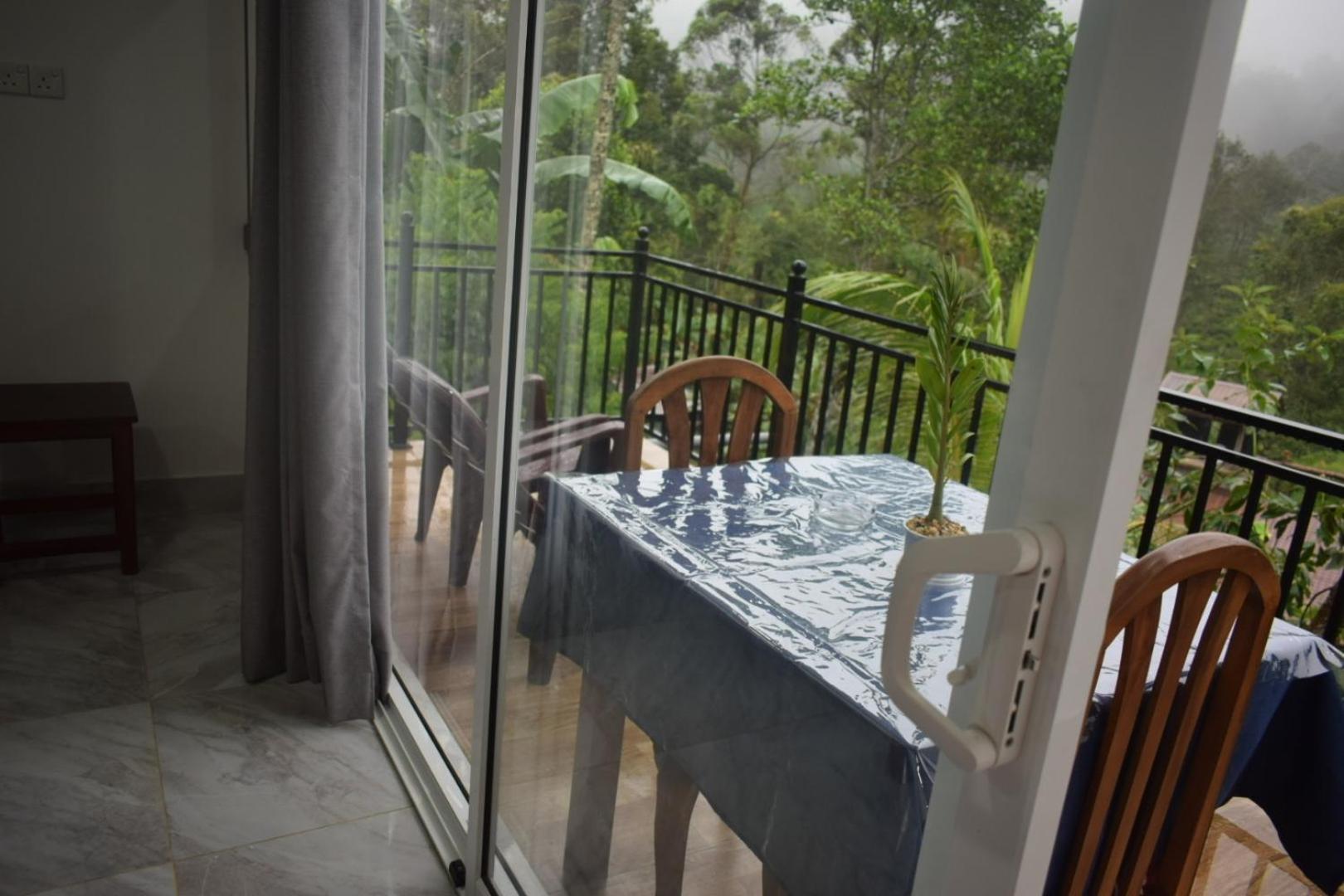 Relax Inn Ella Ngoại thất bức ảnh