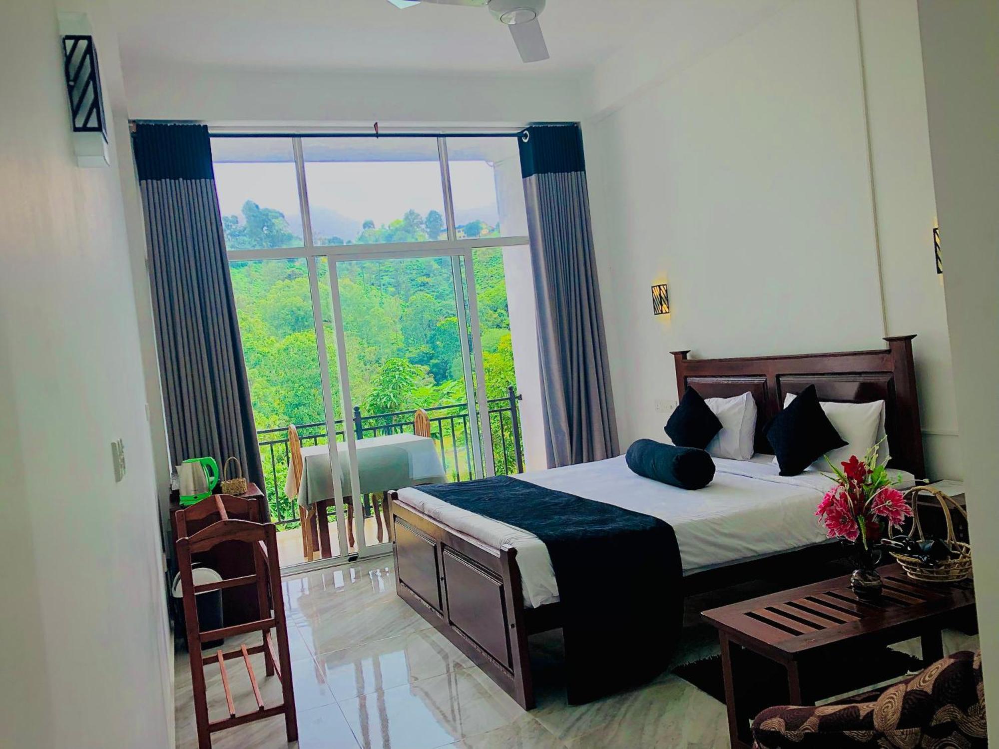 Relax Inn Ella Ngoại thất bức ảnh