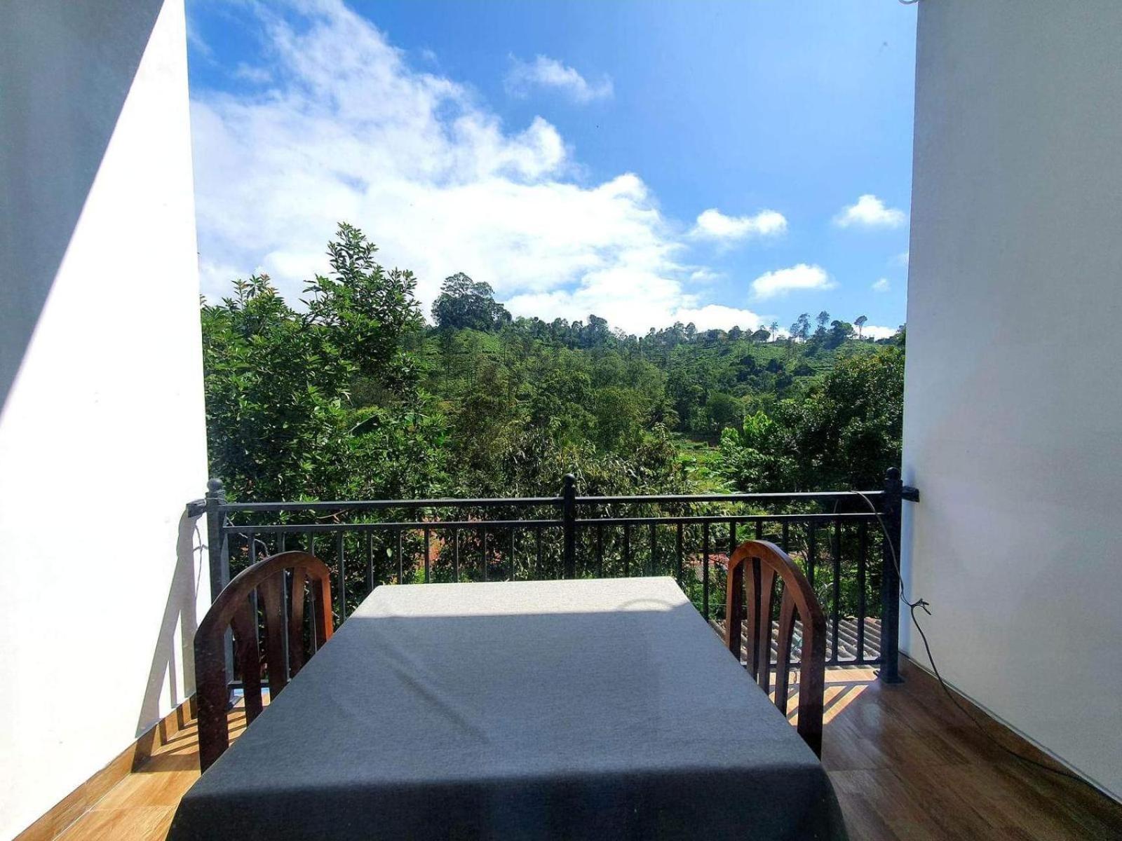 Relax Inn Ella Ngoại thất bức ảnh